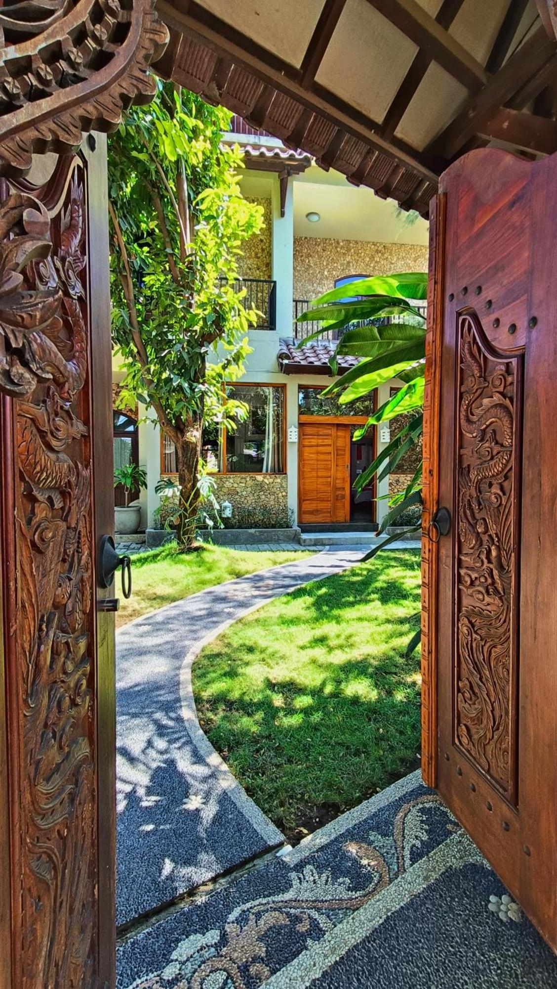 Dalai Tropical Hotel Kuta  Exterior photo